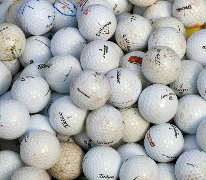 Die Besten Golfbälle Für Durchschnittliche Golfer