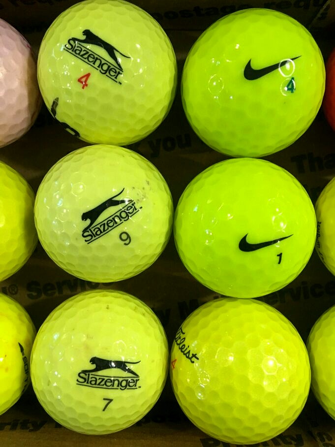 Nike RZN Schwarz Volt Golfbälle